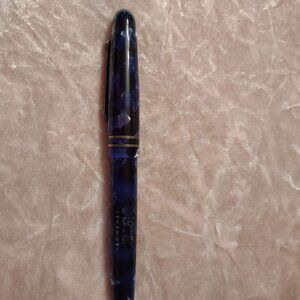 Levenger fountain pen